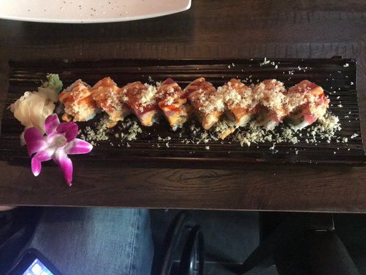 Fuji Sushi Upper King by null