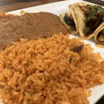 Campuzano Mexican Food - Entire dish vegetable tacos - Mexican Near Me - Dallas, Texas