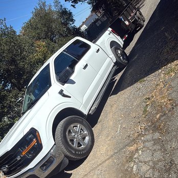 Junk Drift Removal - ready for work - Junk Removal & Hauling Near Me - Santa Rosa, California Junk Drift Removal - ready for work - Junk Removal & Hauling Near Me - Santa Rosa, California