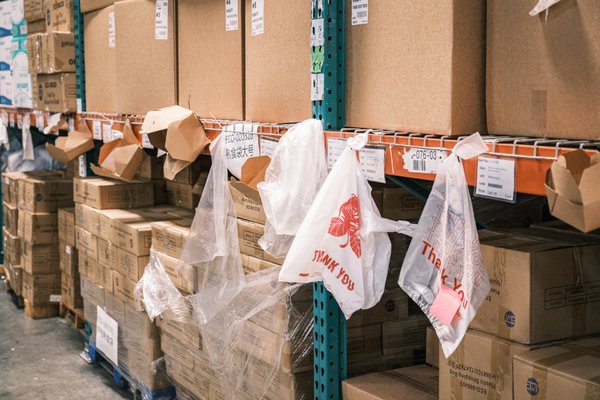 Econ World Trading by null