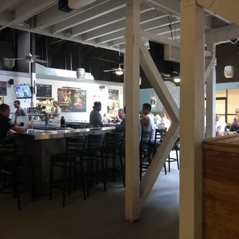 Maui Brewing - Brewpubs Near Me - Lahaina, Hawaii Maui Brewing - Brewpubs Near Me - Lahaina, Hawaii