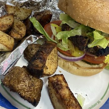 The Burger Shop - Burger and seasoned potato wedges - Burgers Near Me - Hernando, Mississippi