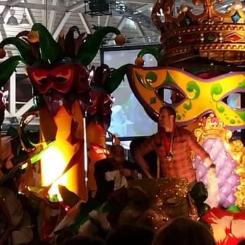 Orpheuscapade - Orpheuscapade 2015. Dierks Bentley was the Captain of Orpheus. - Local Flavor Near Me - New Orleans, Louisiana