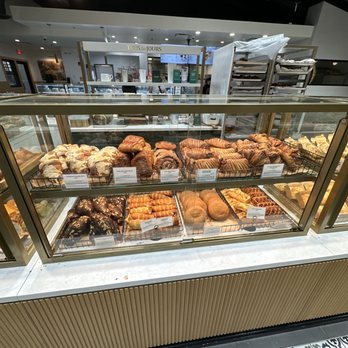 Tous Les Jours - Bakeries Near Me - Chantilly, Virginia