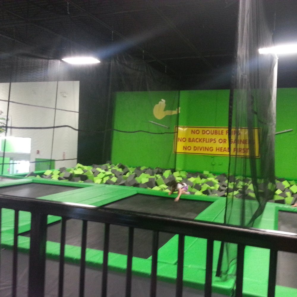 Launch Trampoline Park - Foam pit - Trampoline Parks Near Me - Norwood, Massachusetts