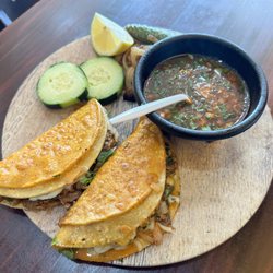 Frutti Hielo - Birria tacoa