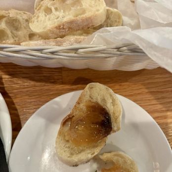Nonna's - Warm bread with roasted garlic - Italian Near Me - Jensen Beach, Florida