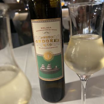 Casa Zeru - After dinner port wine - Mediterranean Near Me - Miami, Florida