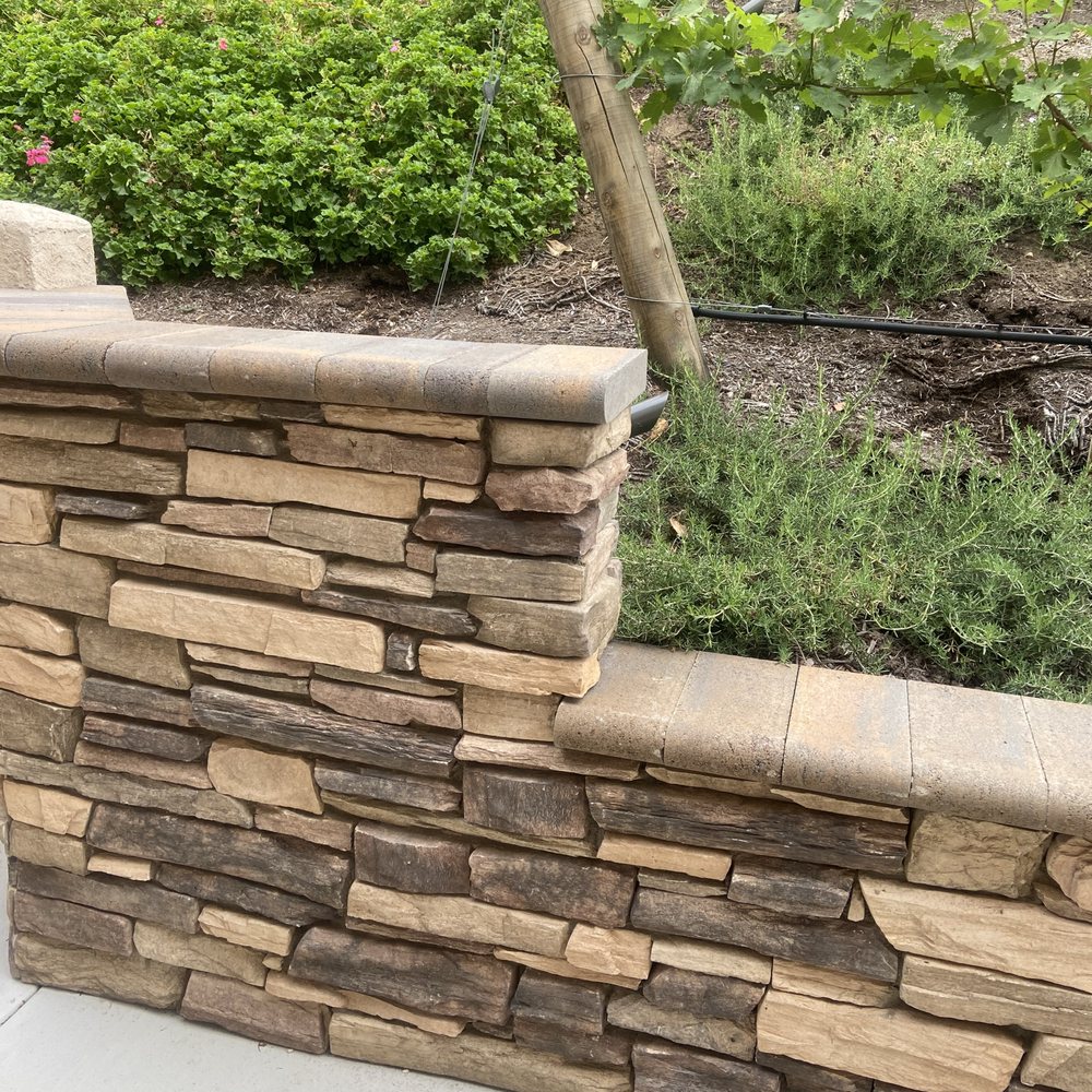 Capstone Masonry - amazing craftsmanship on the retaining wall - Masonry/Concrete Near Me