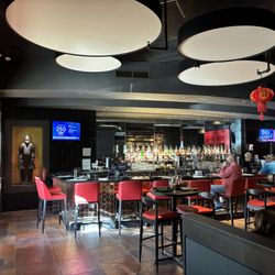 P.F. Chang's - Bar area