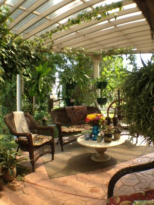 DanWalt Botanical Gardens by null