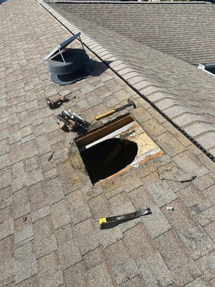 Slide of Duncan Roofing & Pressure Washing