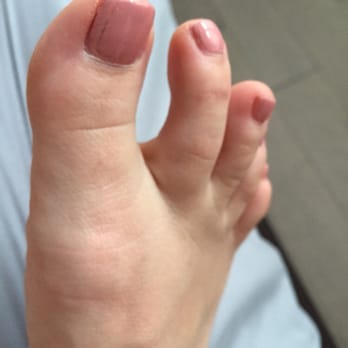 Dynamic Salon, Spa & Boutique - Half covered top coat...worst pedicure ever. - Nail Salons Near Me - Chicago, Illinois