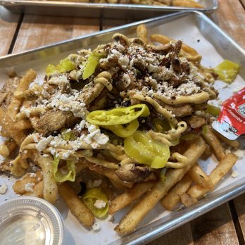 Limoné Mediterranean - Chicken Shawarma Fries - Mediterranean Near Me - Glendora, California Limoné Mediterranean - Chicken Shawarma Fries - Mediterranean Near Me - Glendora, California