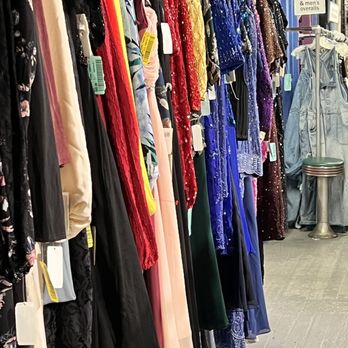The Garment District - Costumes Near Me - Cambridge, Massachusetts