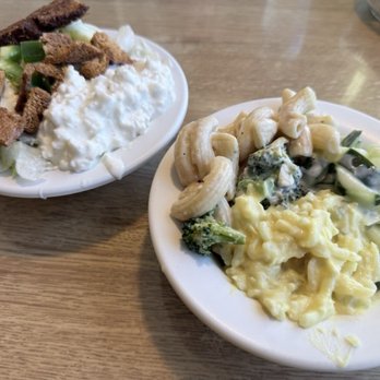 Carolyn's Essenhaus - The old fashioned salad bar sits prominently - American Near Me - Arlington, Kansas Carolyn's Essenhaus - The old fashioned salad bar sits prominently - American Near Me - Arlington, Kansas