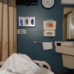 MyMichigan Medical Center - Small hospital room, shower, TV, needed extra pillows and blanket