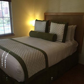 RiverPointe Napa Valley - Queen Bed - Hotels Near Me - Napa, California RiverPointe Napa Valley - Queen Bed - Hotels Near Me - Napa, California