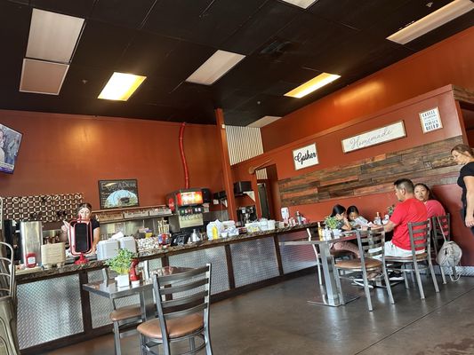 Jamie’s Cafe by null