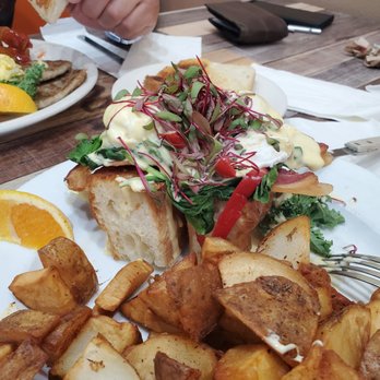 Eggscellent - Red benny totally yummy - Breakfast & Brunch Near Me - Las Vegas, Nevada Eggscellent - Red benny totally yummy - Breakfast & Brunch Near Me - Las Vegas, Nevada