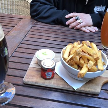 Taphouse - Beer Bar Near Me - København Taphouse - Beer Bar Near Me - København