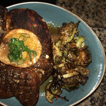 Three's Bar & Grill - Asian Fusion Near Me - Kihei, Hawaii