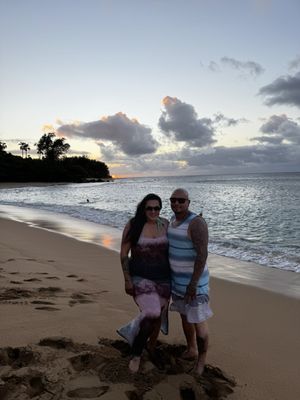 Tunnels Beach by null