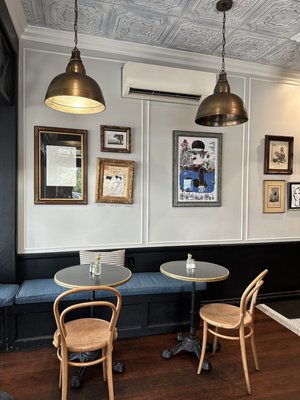 Café Madeleine South Park by null