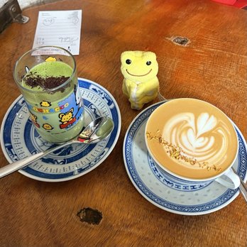 半路咖啡 - matcha latte and longan honey latte - Coffee & Tea Near Me - Hong Kong, HK 半路咖啡 - matcha latte and longan honey latte - Coffee & Tea Near Me - Hong Kong, HK