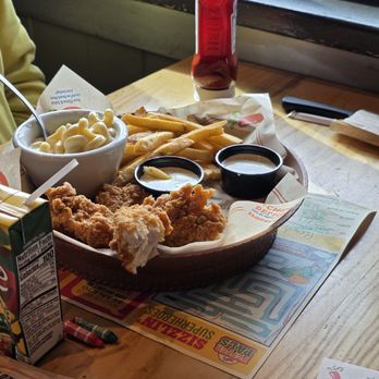 Chili's - Chicken tenders meal - adult - American Near Me - Flagstaff, Arizona