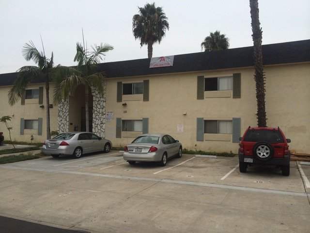 Slide of Pinnacle Pro Roofing