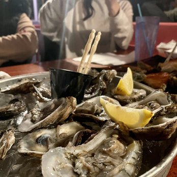 Pompano Joe's - Oysters - Seafood Near Me - Destin, Florida