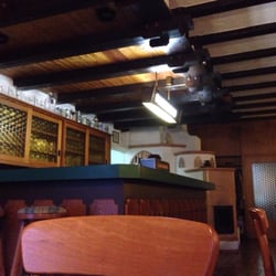Leininger Hof - Typical gasthaus interior
