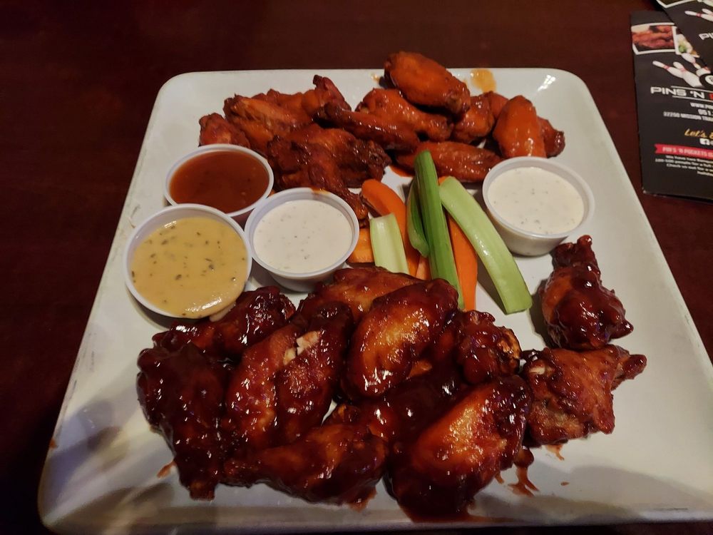 PINS ‘N POCKETS ENTERTAINMENT 482 Photos & 650 Reviews 32250