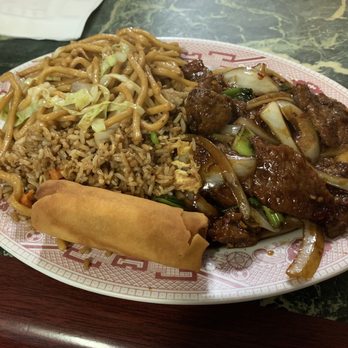China Doll - Dinner plate with Mongolian Beef - Chinese Near Me - Red Bluff, California