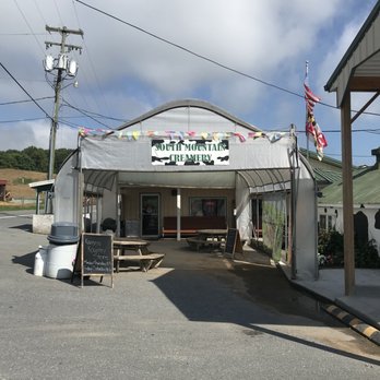 South Mountain Creamery - Ice Cream & Frozen Yogurt Near Me - Middletown, Maryland South Mountain Creamery - Ice Cream & Frozen Yogurt Near Me - Middletown, Maryland