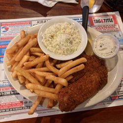 Grumpy's Bar & Grill - Fish and chips.
