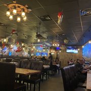 HOOK &amp; REEL CAJUN SEAFOOD &amp; BAR - 85 Photos &amp; 85 Reviews - 5151 E 42nd ...