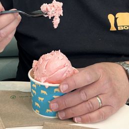Roasted strawberry is excellent! Mind you I hate strawberry ice cream Roasted strawberry is excellent! Mind you I hate strawberry ice cream