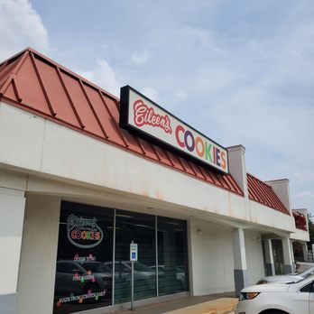 Eileen's Colossal Cookies - Eileen's on May Avenue - Bakeries Near Me - Oklahoma City, Oklahoma Eileen's Colossal Cookies - Eileen's on May Avenue - Bakeries Near Me - Oklahoma City, Oklahoma