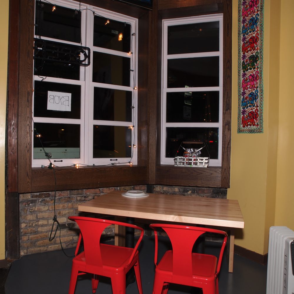 Curry on Fire - Corner table. - Indian Near Me - Chicago, Illinois Curry on Fire - Corner table. - Indian Near Me - Chicago, Illinois