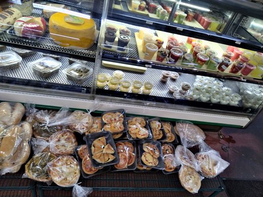 Super Greenland Market by null