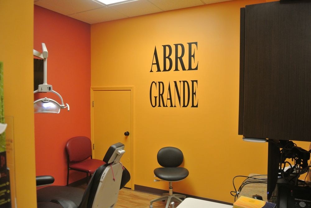 SONRISA URBANA Updated October 2024 10 Photos 3750 W 26th St