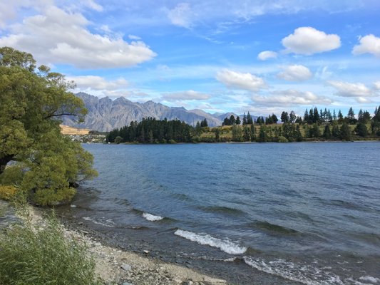 Lake Wakatipu by null