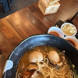 Jinya Tonkotsu Black