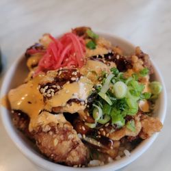 Silverlake Ramen - Chicken Karaage Bowl  ($8.75)-Japanese style fried chicken, teriyaki sauce, spicy aioli, green onion and red ginger over rice.