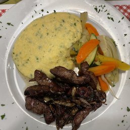 Veal liver with onions with vegetables and polenta