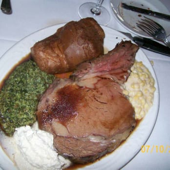 Summit House - prime rib, horse radish, creamed corn, creamed spinach and yorkshire pudding all smothered in au jus! - Steakhouses Near Me - Fullerton, California Summit House - prime rib, horse radish, creamed corn, creamed spinach and yorkshire pudding all smothered in au jus! - Steakhouses Near Me - Fullerton, California