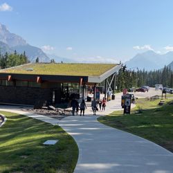 Cave and Basin National Historical Site - Parking lot and gift shop/admission area