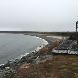 Silver Sands Beach Park - Rocky beach view